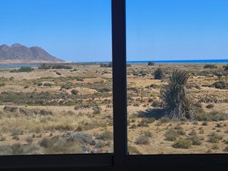 Apartament a Travesía erizo de mar 6. Las salinas, el mar y una playa protegida por ley para siempre.