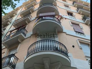 Piso en Calàbria 60. Piso con  mucha luz en sant antoni