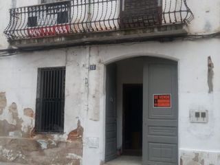 Maison jumelée à Francesc camprodon 11. Increíble casa para reformar íntegramente