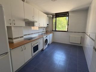 Pis a Plaza puerta de madrid 4. Vivir en la historia: exclusivo piso junto a la puerta de madrid