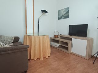 Miete Appartement in Maestro bartolomé 26. Alquilo apartamento amueblado en jaén. muy céntrico y luminoso.