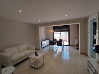 Appartement à Carrer de mossèn jacint verdaguer 56. Pis ampli amb terrassa i traster a santpedor