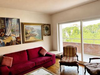 Piso en Carrer del riu de l'or 37. Excepcional piso en excepcional ubicación, con vistas al parque