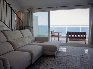Location Maison jumelée à Carrer azahar 14. Chalet adosado en el faro de cullera