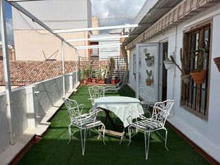 Location Appartement à Marco 5. Ático con encanto, gran terraza privada y vistas al castillo en