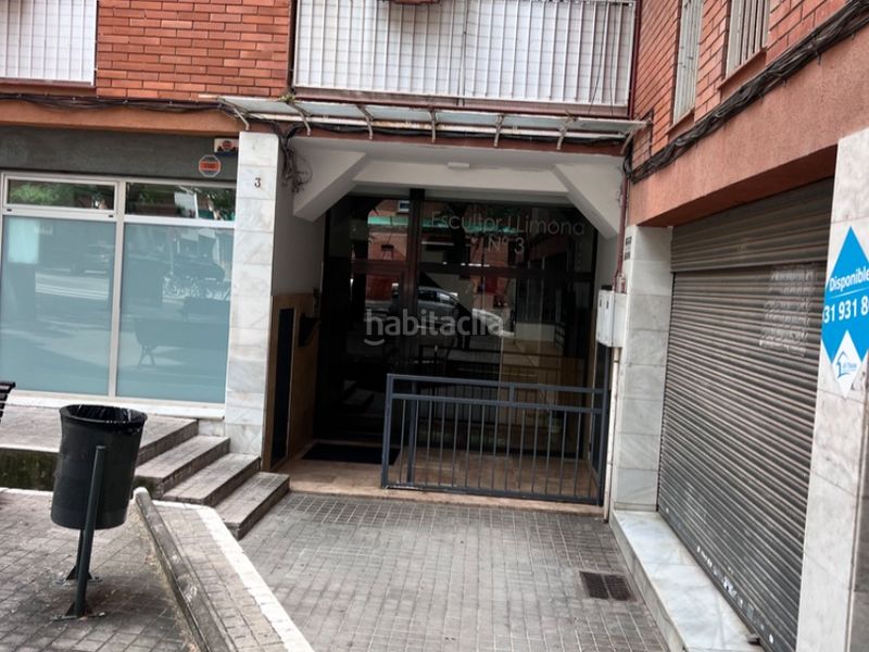 Foto 094d1bd3-1bf4-4eb0-8d80-e8bdb81160e2. Industrial building in canonge doctor auguet 75 in Viladecans