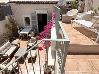 Casa a schiera in Carrer de la costa 17. Encantadora planta baja en pleno centro de llubi