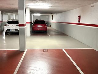 Affitto Posto auto in Carrer de santa rosa 40. Alquila plaza de parking