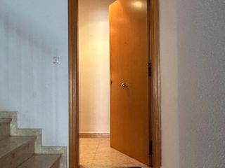 Pis a Carrer del vendrell 2. Reformado uso mixto despacho