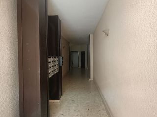 Appartement à Carrer sant jordi 23. Pis de 3 habitacions amb ascensor, terrassa comunitària i ubicac