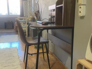 Business premise in Carrer roser 6. Venta oficina atelier loft
