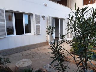 Lloguer Casa adossada a Carrer de cristòfor colom 33. En portopetro, cerca del mar.
