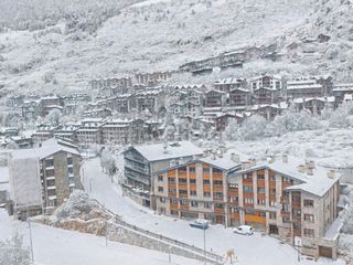 Affitto Piccolo appartamento in Carretera de sant pere 4. Apartamento con pequeña terraza  e increíbles vistas
