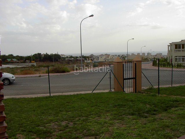 Foto 238be23e-e35a-40a3-b0b3-f501073b11e9. Casa adossada a calle brisamar 7 a Torrox park Torrox