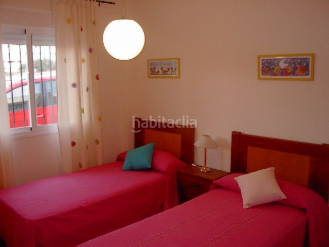 Foto 78ef2aae-ef74-4dfa-bb6f-3fec2a6aa87f. Casa adossada a calle brisamar 7 a Torrox park Torrox