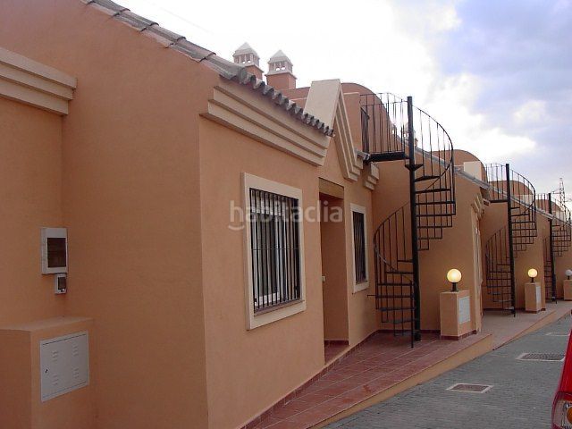 Foto e1806e30-8aaa-4127-9493-1628ba90714a. Casa adossada a calle brisamar 7 a Torrox park Torrox