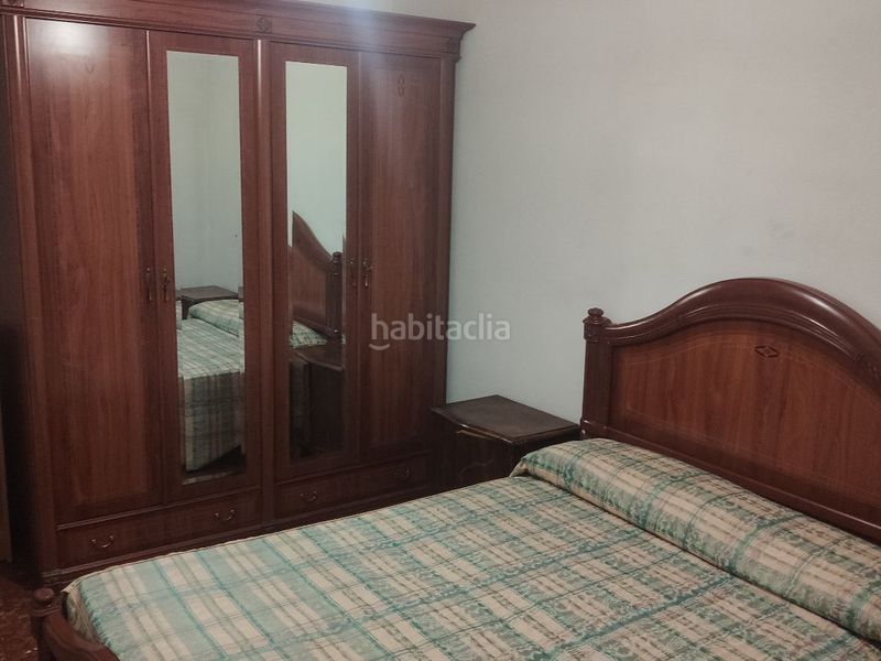 Foto 4a466945-d553-4e21-b012-8fb8c3aee24e. Piso en Camino de Ronda 143 particular vende piso sin intermediarios, sin comisiones, , con opcion a garaje cerrado en Granada