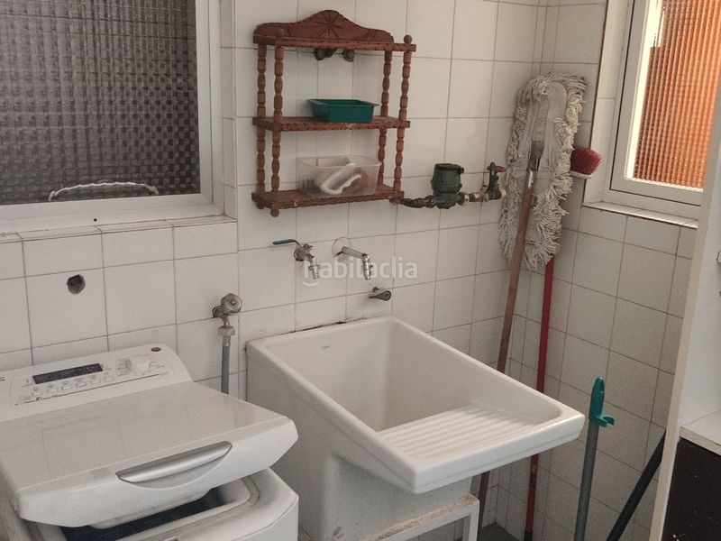 Foto c30837b0-dfae-43dc-a936-db1251293910. Piso en Camino de Ronda 143 particular vende piso sin intermediarios, sin comisiones, , con opcion a garaje cerrado en Granada