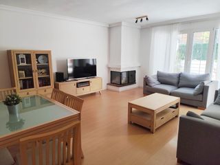 Appartement à Jose riquer llobet 8. Piso 142 metros centro ibiza