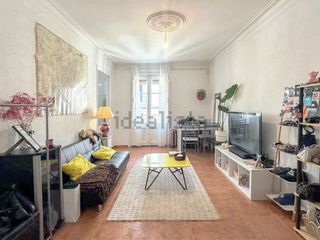 Piso en Princesa 34. Vivienda única con mucha luz