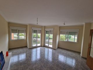 Piso en Poblé nou 0. Atardeceres de ensueño, vistas despejadas y un hogar listo para