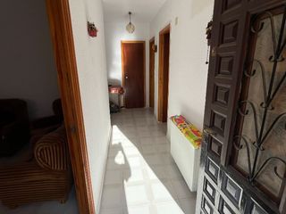 House in Calle alcalde quiterio carrasco 43. Vivienda lista para entrar a vivir con el potencial estructural