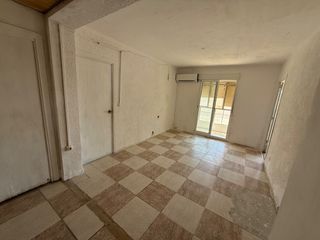 Flat in Dr jaume peyri 9. Oportunidad : calle dr. jaume peyri