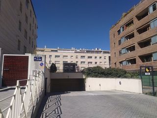 Miete Motorradparkplatz in Calle yécora 8. Alquiler de garajes para moto en madrid