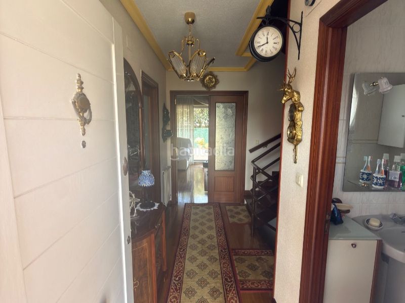 Foto b5c9096f-ae32-46d3-889b-fe346713d00d. Chalet in eulogio merino 32 in Reocín