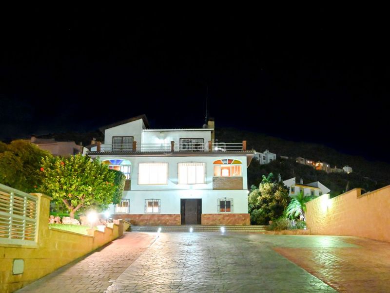 Foto 5b5b2cd5-5853-4202-b2d5-2e9a373dfb2c. Rent house in calle torreón 90 in Manantiales - Lagar - Cortijo Alhaurín de la Torre