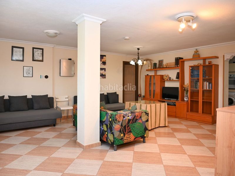 Foto 9896f7fe-e0fb-4c04-bdcc-8ca6df993a3a. Rent house in calle torreón 90 in Manantiales - Lagar - Cortijo Alhaurín de la Torre