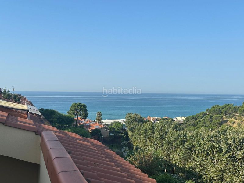 Foto 08b00ddb-06ae-4f0c-89ad-5c520aed8734. Casa adossada a hort del bisbe 49 a Centre Arenys de Mar