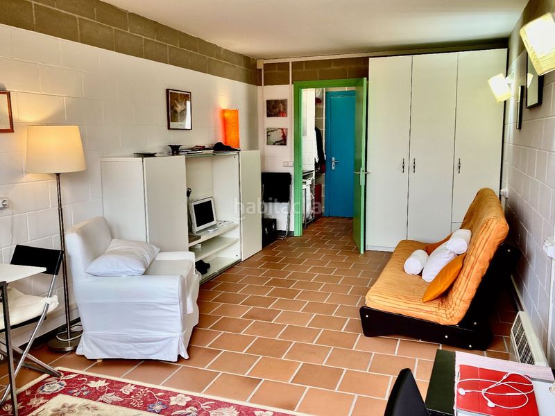 Foto b316744b-52d0-4e0f-a779-a2d236a2a916. Apartamento en b-400 21 en Saldes