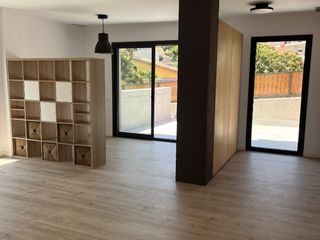 Rent Loft in Carrer rafael ballus 1. Bonito loft