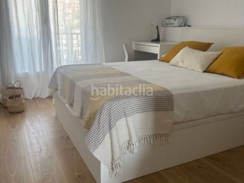 Foto 1cd2b81f-45a5-4790-b922-71a32ead0f5f. Location duplex dans paseo marítimo 9 dans les botigues de Sitges Sitges