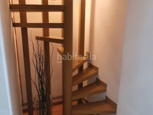 Foto 29268426-71dc-4d09-9055-2e9deb81834d. Location duplex dans paseo marítimo 9 dans les botigues de Sitges Sitges