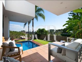 House in Passeig de can solé 0. Casa independiente en bellamar con vistas al mar y al parque del