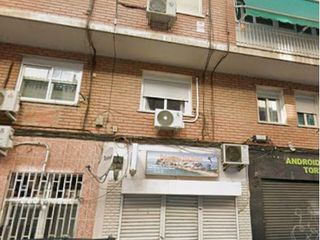 Local Comercial a C/pamplona 6. Se vende local comercial en torrejón de ardoz