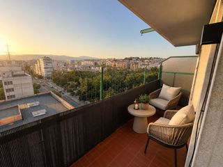 Pis a Avinguda del parc 5. 9ª planta de 131 m² con 4 habitaciones, 2 baños, balcón y vistas