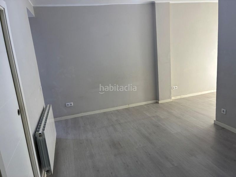 Foto af3c7a95-c8f4-424c-ac5c-6975a25783e6. Pis a avenida cornella 76 a Centre Esplugues de Llobregat