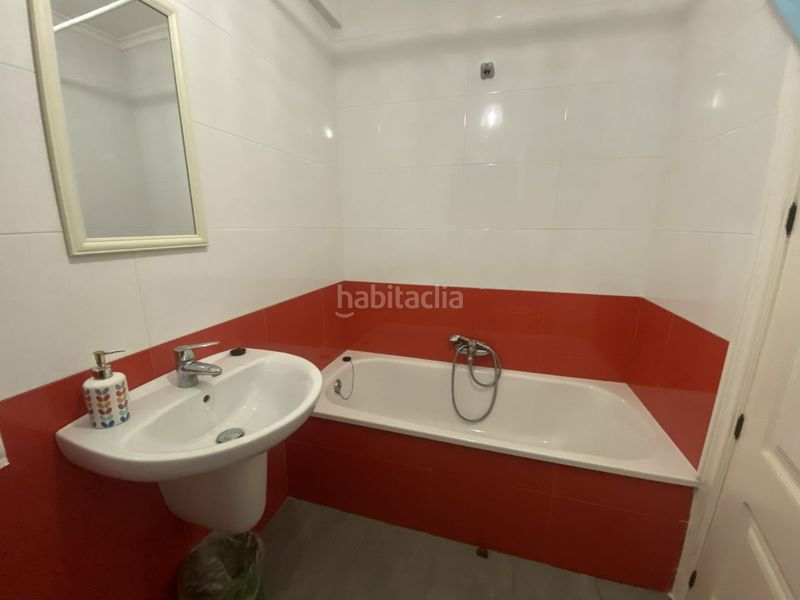Foto de640755-770a-4903-b4ae-1a811f58a2d0. Pis a calle perines 7 a Cuatro Caminos Santander