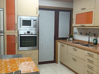 Appartement à Avenida da maía 119. Piso muy cuidado en bertamirans