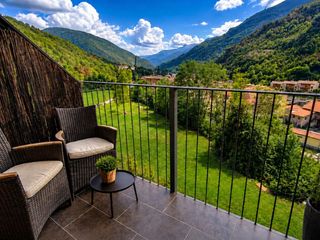 Affitto Duplex in Urbanitzacio castell de sant pere 8. Una llar privilegiada amb la vall de ribes als peus