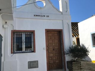 Country house in Avenida de el almarchal 42. Casa de campo cerca de zahara