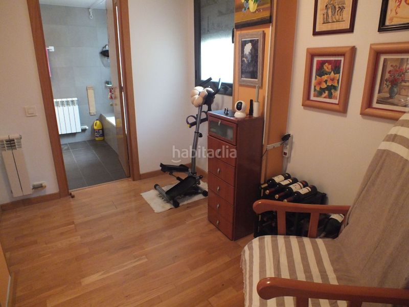 Foto 41817a71-d3a8-42fd-85c6-b3ac0bb42cf2. Dúplex en pg. generalitat 61 duplex muy bonito, luz, vistas... en Vic