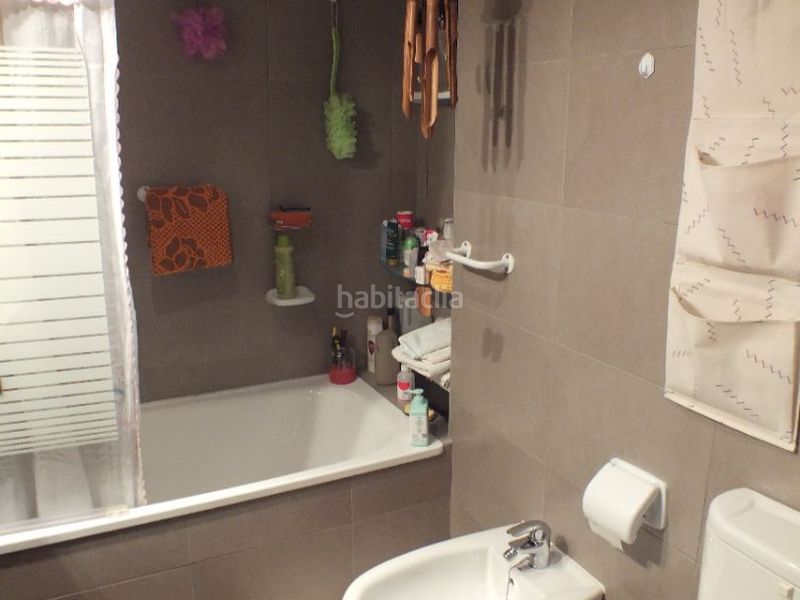 Foto a59cd906-5833-4b62-820a-2a1e429423df. Dúplex en pg. generalitat 61 duplex muy bonito, luz, vistas... en Vic