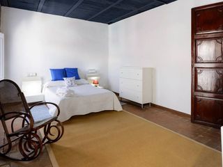 Masía en C olivar 5. Casa de pueblo reformada