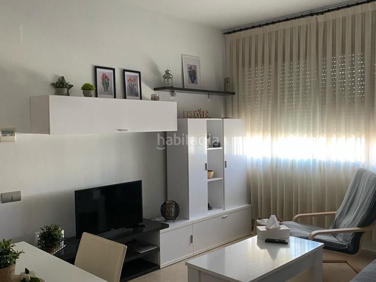 Foto 5b9da286-fc4b-4a6e-b664-1cca5215c65e. Apartament a avinguda de les goles de l'ebre 190 a Deltebre
