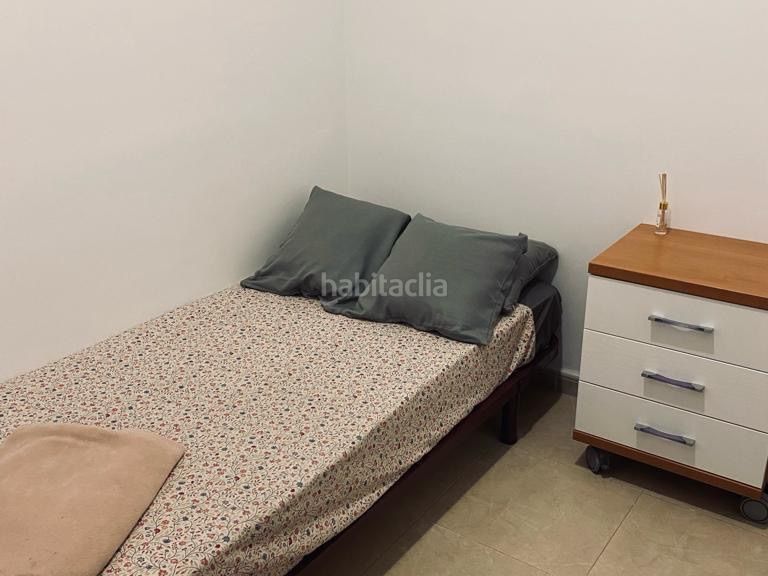 Foto bbd8dfe3-38e5-475b-8de8-218eb33f645a. Apartament a avinguda de les goles de l'ebre 190 a Deltebre