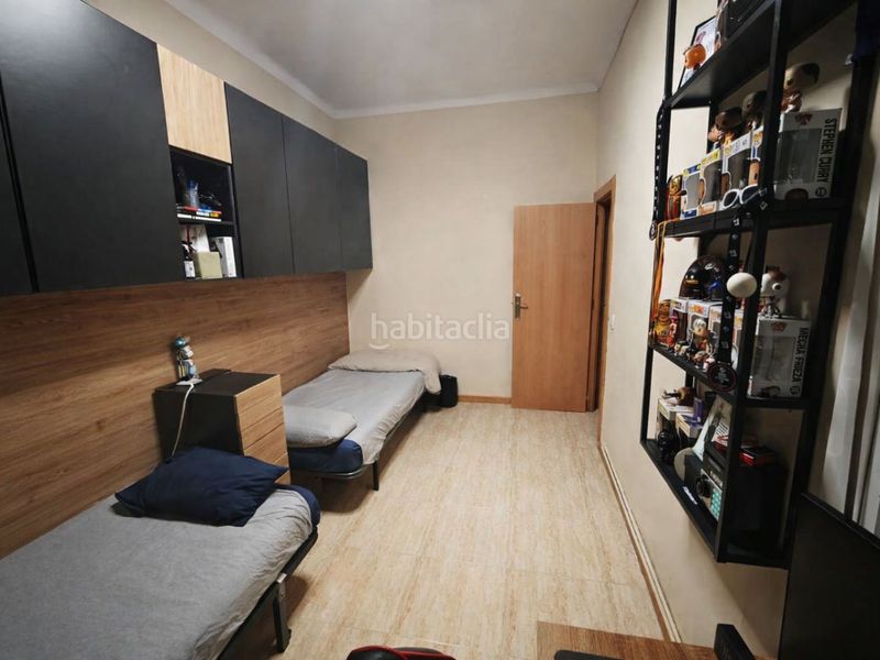 Foto fc340032-16d5-449e-a566-c351ca244aa8. Flat in carrer de la selva 14 in Sant Crist Badalona